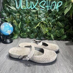 Vionic Lidia Mules Womens 10 Gray Suede Leather Laser Cut Mary Jane Comfort